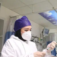 پرستار سالمند و بیمار