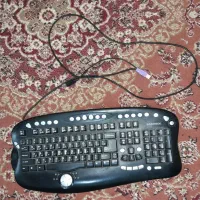 تعدادی موس و کیبورد