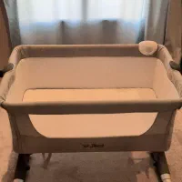 تخت کنار مادر جیکل