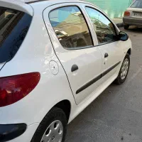 پژو ۲۰۶ تیپ۲ فول مدل۹۸ بسیار سالم و تمیز|خودرو سواری و وانت|شاهینشهر, فردوسی|دیوار