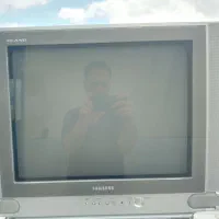 تلویزیون سامسونگ21 اینچ و دستگاه دیجیتال ایکس ویژن