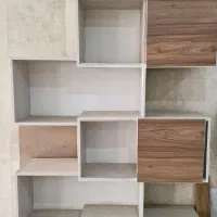 دکوری یا کتابخونه قفسه دار قابل تنظیم