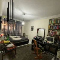 180 متر 3 خواب .. 150 متر حیاط. 4 پارکینگ