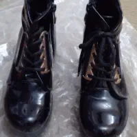 استکان و پوتین|ظروف سرو و پذیرایی|باسمنج, |دیوار