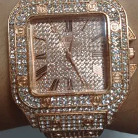 ساعت‌مچی‌مربعی‌رنگ‌رز‌گلدنگینی|ساعت|قدس, شهر‌قدس|دیوار