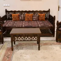 تخت سنتی چوبی