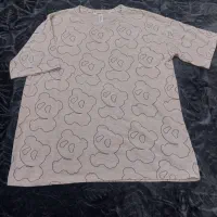 تعدادی تیشرت