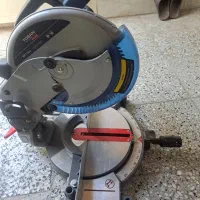 فارسی بر و میخ کوب