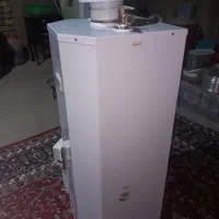آبگرمکن ۵۰ لیتری در حد نو