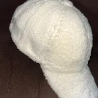 کلاه تدی سفید و شیری