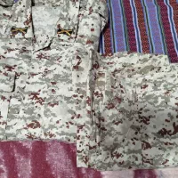 لباس و پوتین سربازی|لباس|شیراز, لاله|دیوار