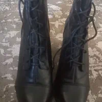 پوتین زنانه .