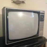 اولین تلویزیون رنگی سنندج عتیقه