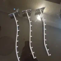 ریل و چوب لباسی دیواری مخصوص مغازه