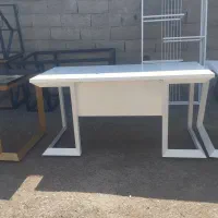 میز مدیریت فلزی