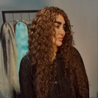 اموزش و خدمات به صورت حرفه ای توی تخفیف ویژه|خدمات آرایشگری و زیبایی|رشت, لاکانی|دیوار