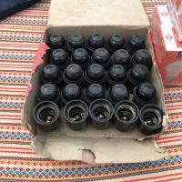 لامپ رشته ایی ۱۰۰ وات و سرپیچ