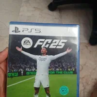 دسته ps5 و بازی فیفا ۲۵|کنسول، بازی ویدئویی و آنلاین|تهران, آهنگران (سراسیاب دولاب)|دیوار