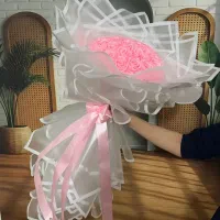 تک شاخه ودسته گل و زیورآلات
