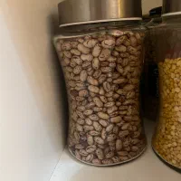 بانکه و شیشه ادویه و حبوبات