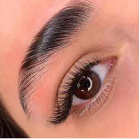 نیازمند مدل اکستنشن مژه