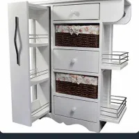 جاسیب زمینی پیازی و میز ناهار خوری در حد نو