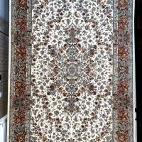 فرش ماشینی ۶ متری ۱۰۰۰شانه کرم (فرش هنرمند)|فرش|تبریز, |دیوار