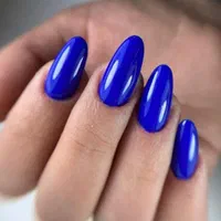 آموزش تخصصی تضمینی وخدمات کاشت ناخن