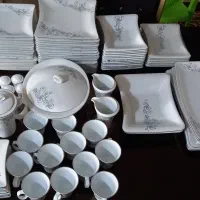 سرویس  چینی ۱۸ نفره زرین