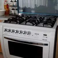 گاز POLY STEEL اصل ایتالیا سفید نو کاملا سالم