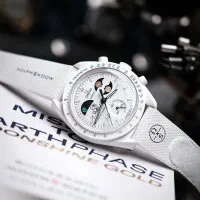 امگاسواچ مون شاین گلدOmegaSwatch MoonShineGoldSnow