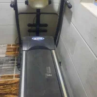 تردمیل سالم و بی عیب همراه وسایل