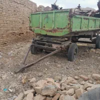 تریلی و ریک و گاو آهن سه خیش قدیمی