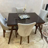 فروش مبلمان راحتی و میزناهار خوری ۴ نفره|مبلمان خانگی و میز عسلی|تهران, نیروی هوایی (پیروزی)|دیوار