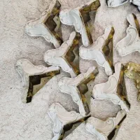 تعدادی پایه پلاستیکی محکم۱۲عدد