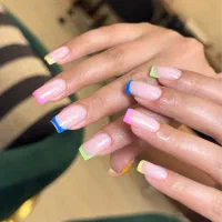 ترمیم ناخن و لمینت ناخن (استریل با دستگاه پزشکی)|خدمات آرایشگری و زیبایی|رشت, سعدی (تختی)|دیوار