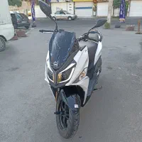 گلکسی j200