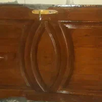در ورودی همراه چارچوب