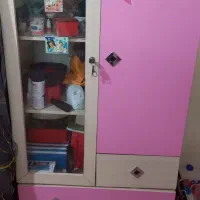 کمد بچه سالم و تمیز