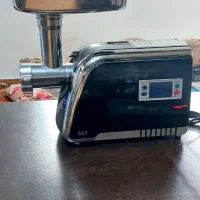 چرخ گوشت راک