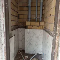 نیازمند شاگرد ملات گیر برای کاشی کاری