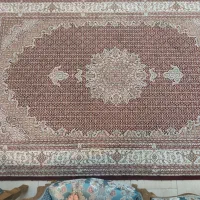 سه عدد فرش یکی 9متری و دو تا 6 متری سالم
