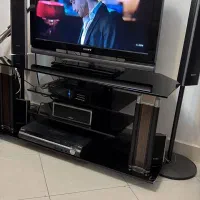 تلویزیون و بقیه وسایل جانبی