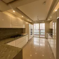 آپارتمان ۲۵۰ متری ۳ خوابه در کامرانیه شمالی