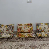 بالشت پر شسته شده