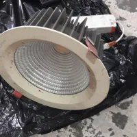 پروژکتور|لامپ و چراغ|رشت, کوی قدس|دیوار