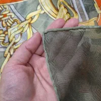 روسری|لباس|صومعه‌سرا, |دیوار