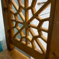 صندلی چوبی گره چینی