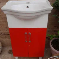 روشویی کابینتی  خوشرنگ به همراه آیینه