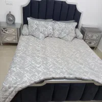 تخت خواب باایینه وکنسول